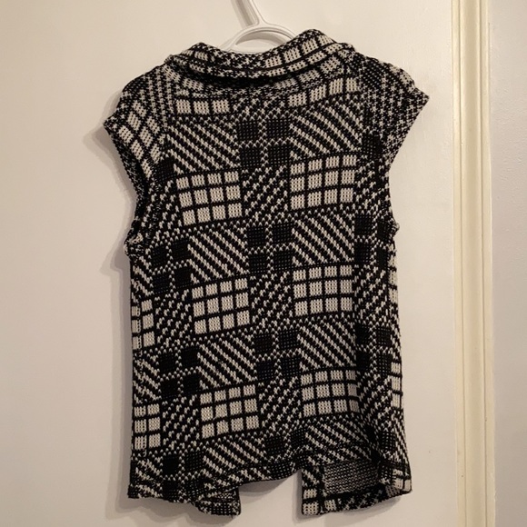 Long sweater vest - Picture 3 of 3